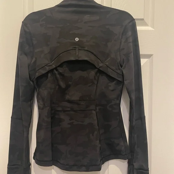 Lululemon Define Jacket - Picture 2 of 7